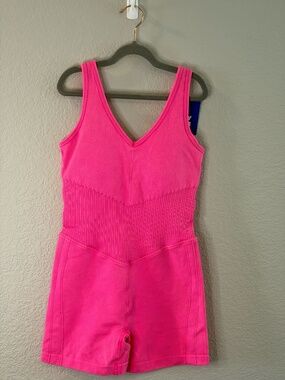 Joy Lab Sleeveless Solid Hot Pink Active wear suit Size Small